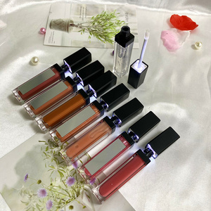 New Arrival Private Label Vegan Glossy Lipgloss Wholesale Led Light With Mirror Lip Gloss