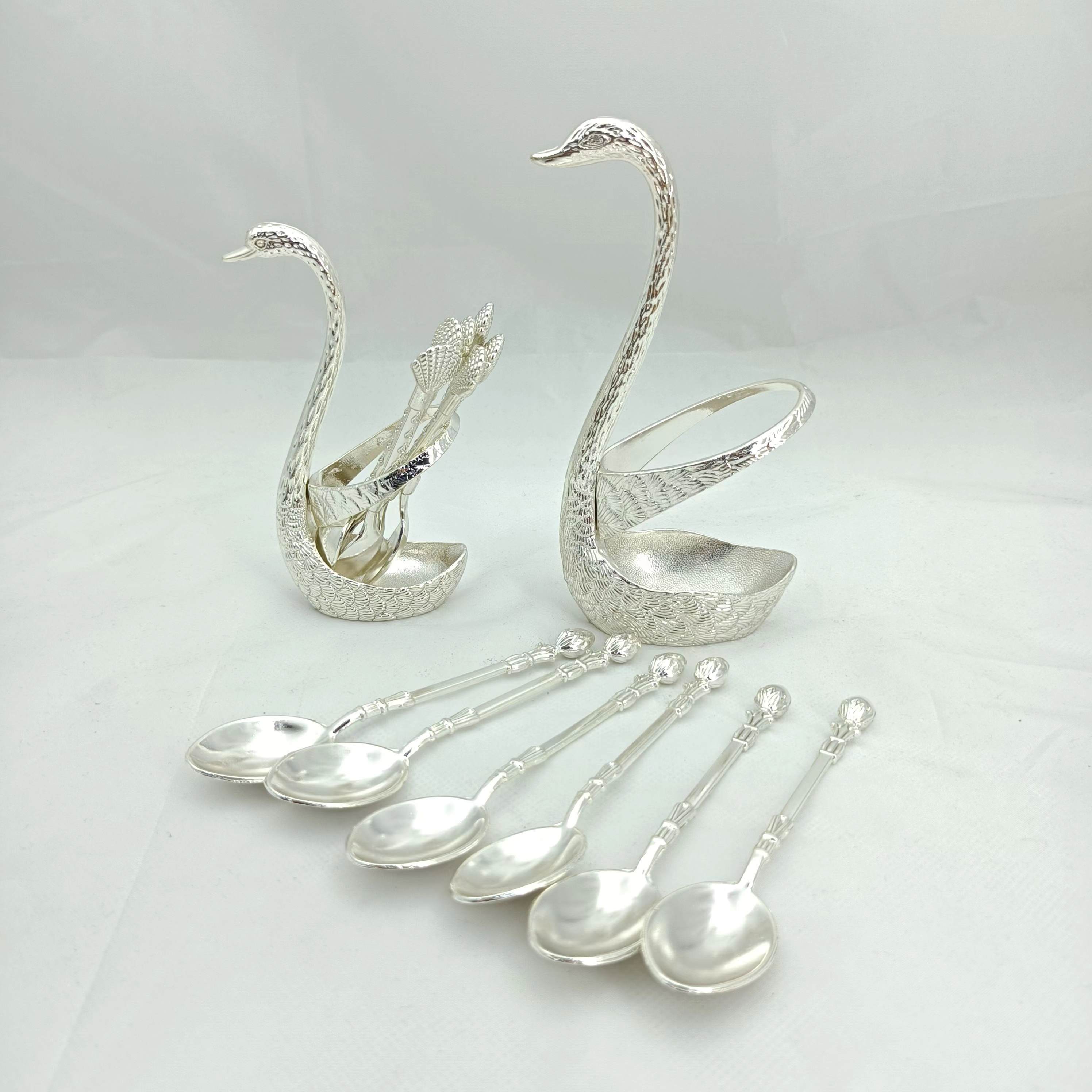 The Latest Cute Swan Fork Holder Kitchen Storage Nordic Spoon Holder Retro Creative Metal Fork Rack