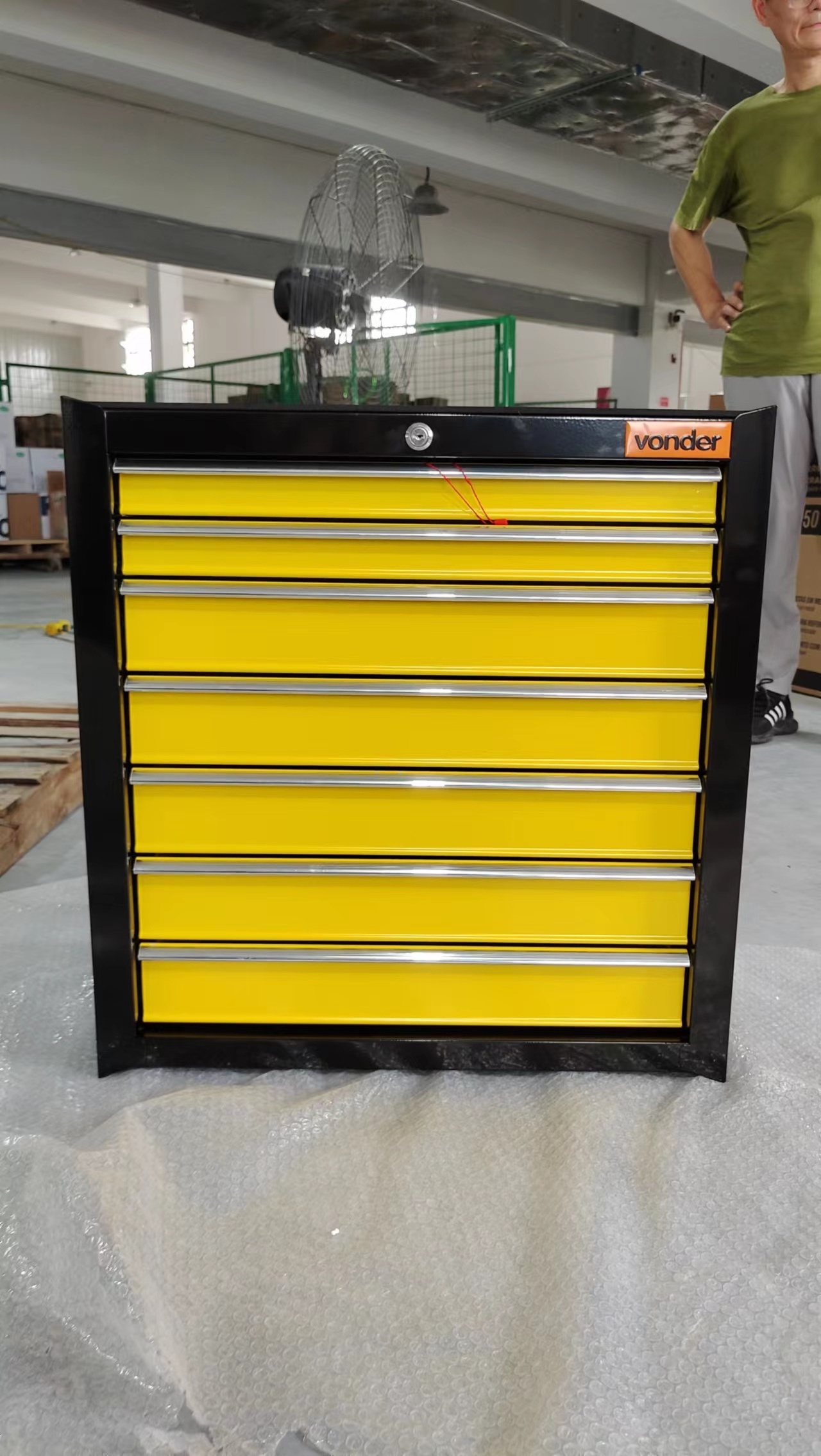 7 Drawers Rolling Metal Rugged Equipment Tool Cabinet For Storage Tools