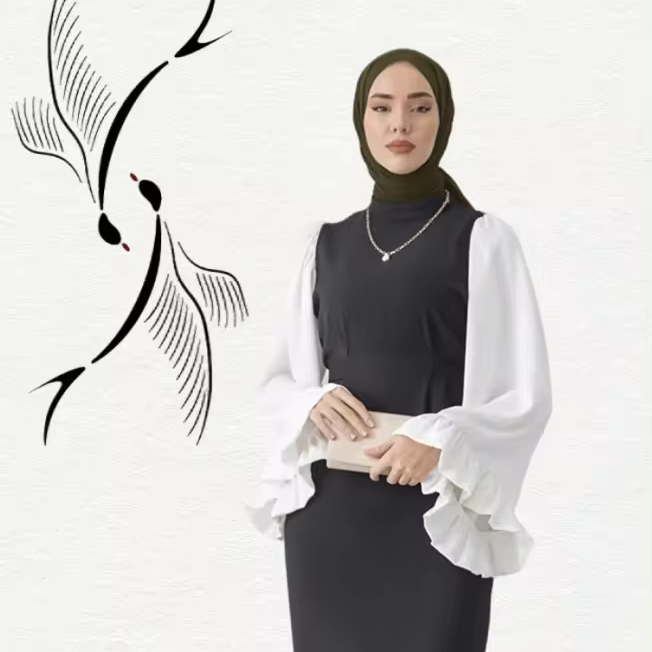 Islamic Middle Eastern women's floor-length dress The small, loose sleeves are paired with a colorful waist muslim dresses