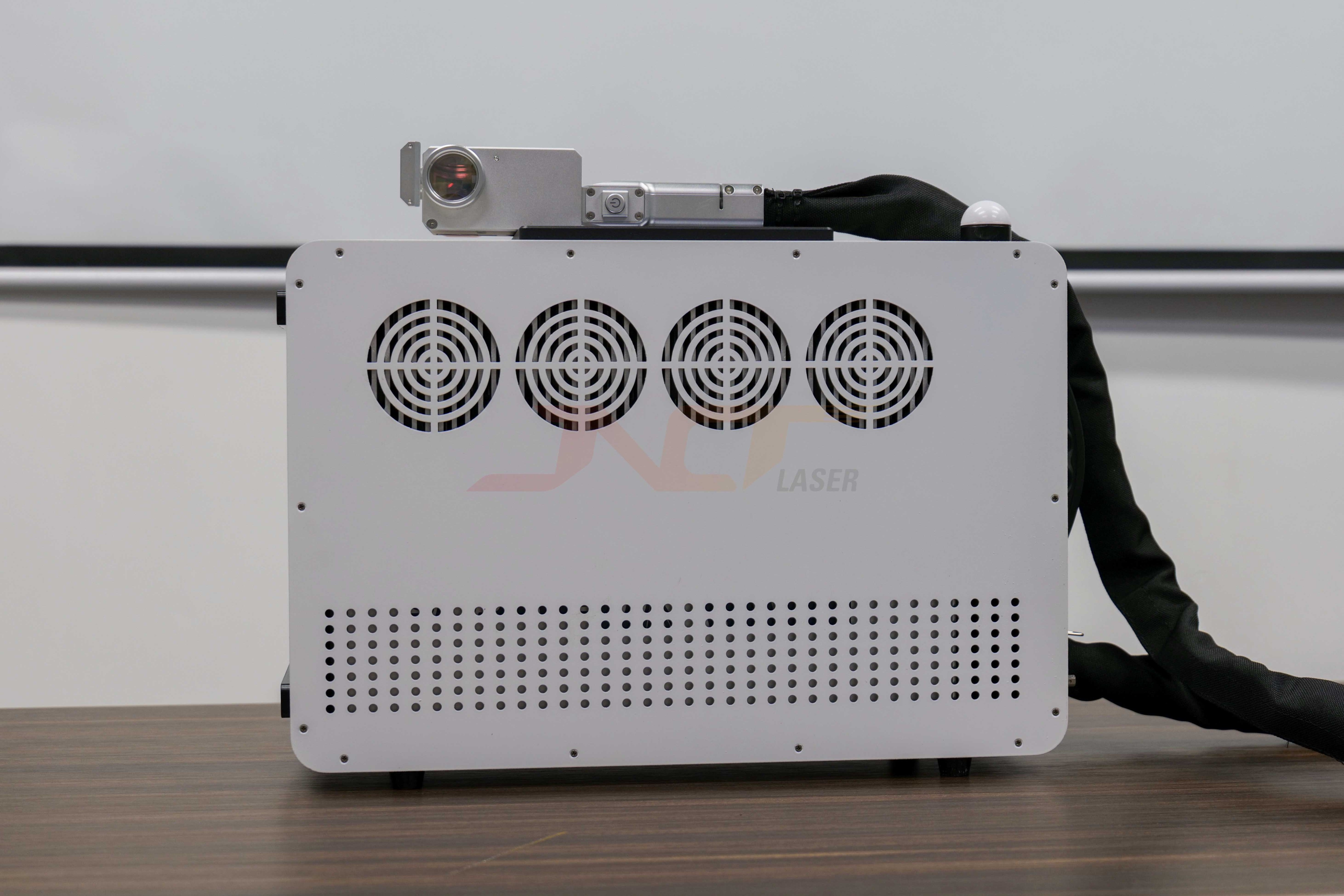 200w Portable Pulse lazer rust cleaning gun for cleaning wood metal Surface laser Mini Laser Cleaning machine