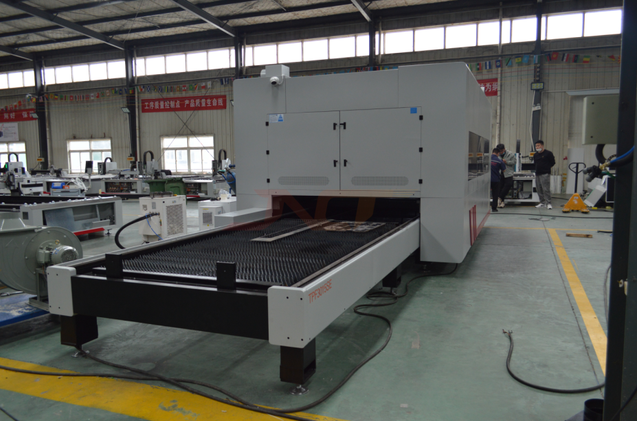 Enclosed Fiber Cnc Laser Cutting Machine For Steel Laser Cutter Plate Laser Cutting Machine