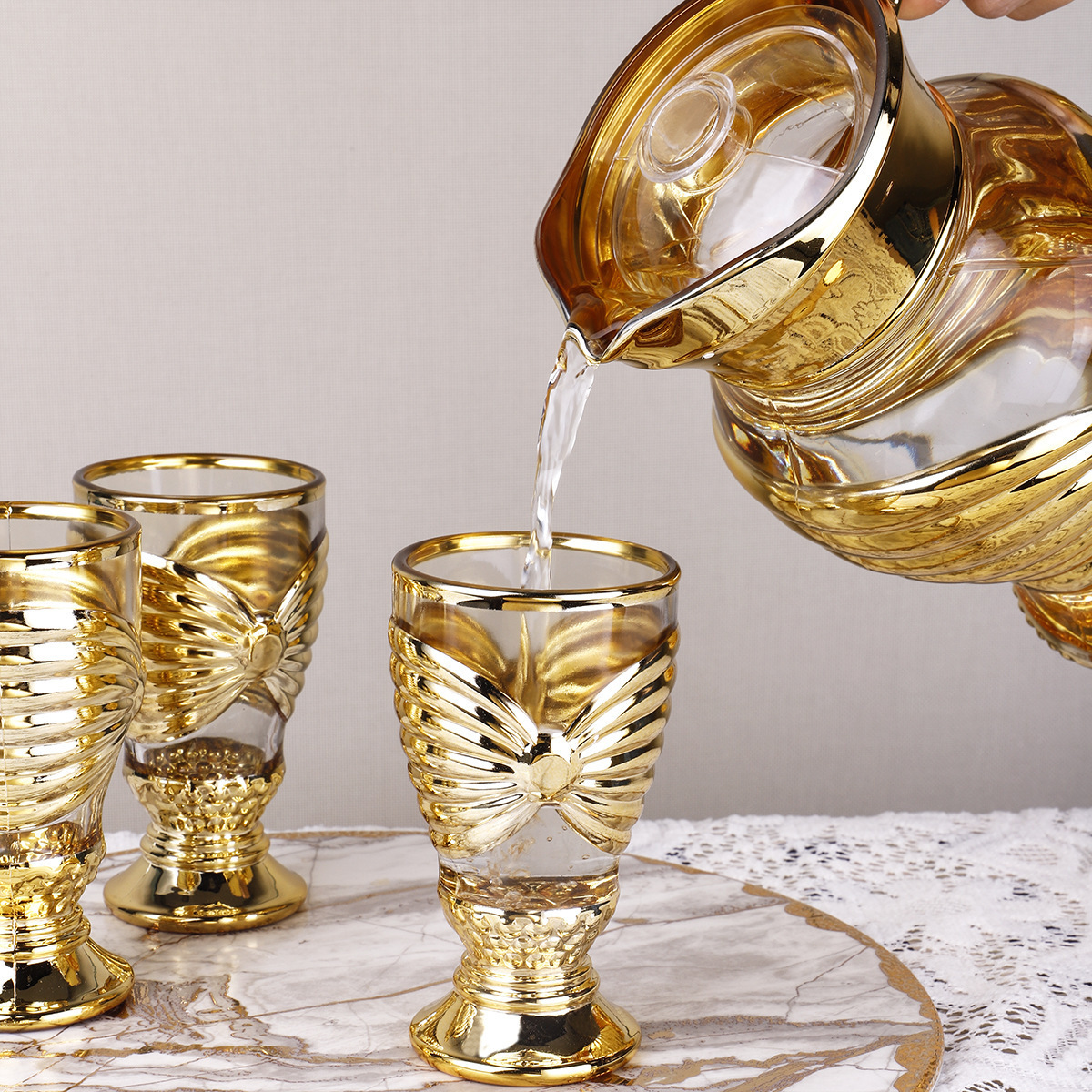 Top Quality Luxury  Plated Gold Metal Decoration Cup Sets Arabic Turkish Espresso Waist Coffee Glass Cups Tea Set for Coffee Tea