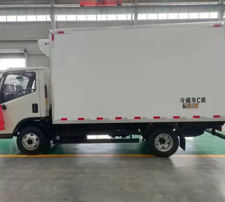 4.2m Foton Times Pilot H2 refrigerated truck refrigerator cooling van