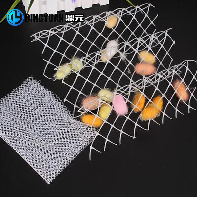 Plastic breeding net silkworm breeding net making machine