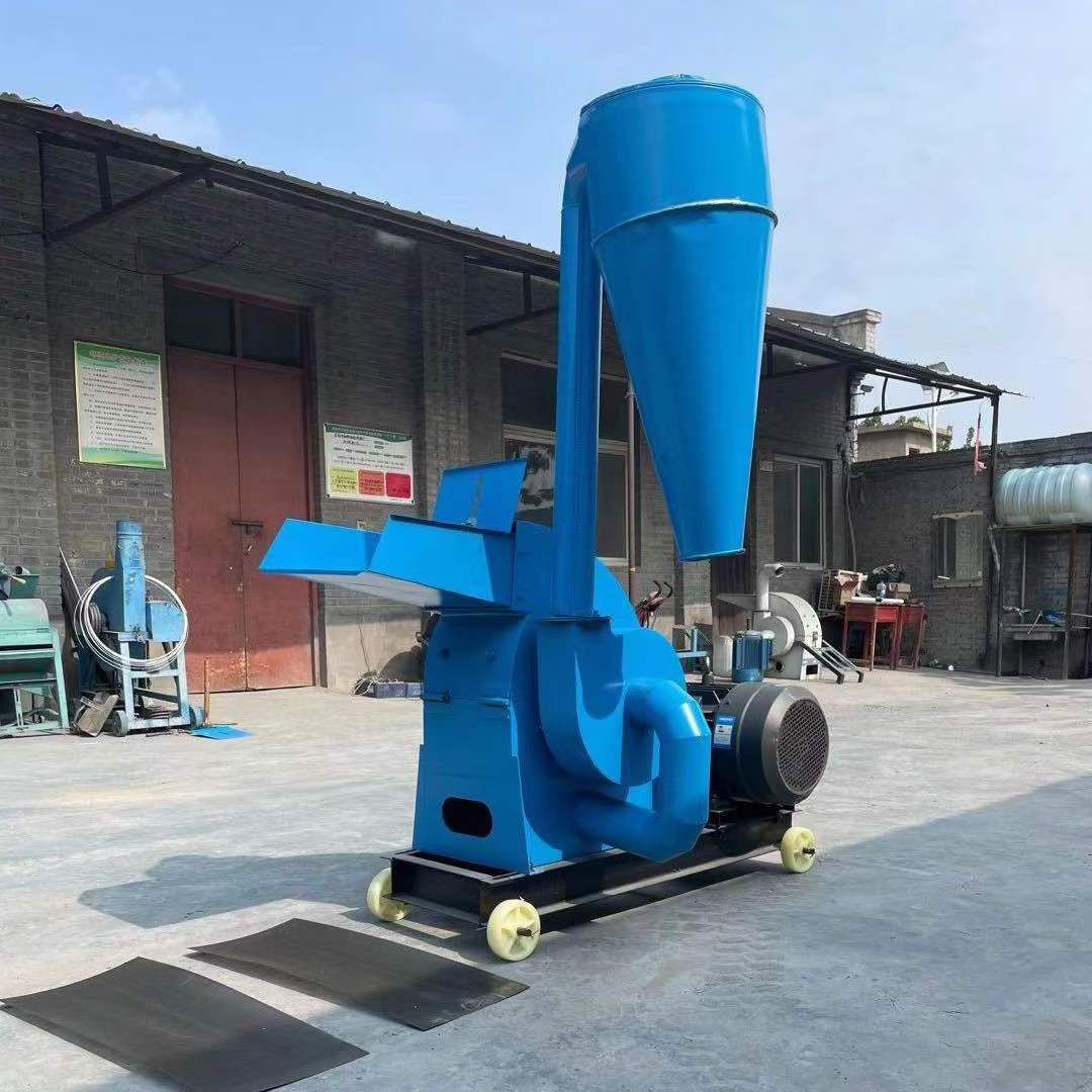 Hammer Mill Specialized in Crushing Wood Agricultural Waste Into Sawdust Biomass Powder