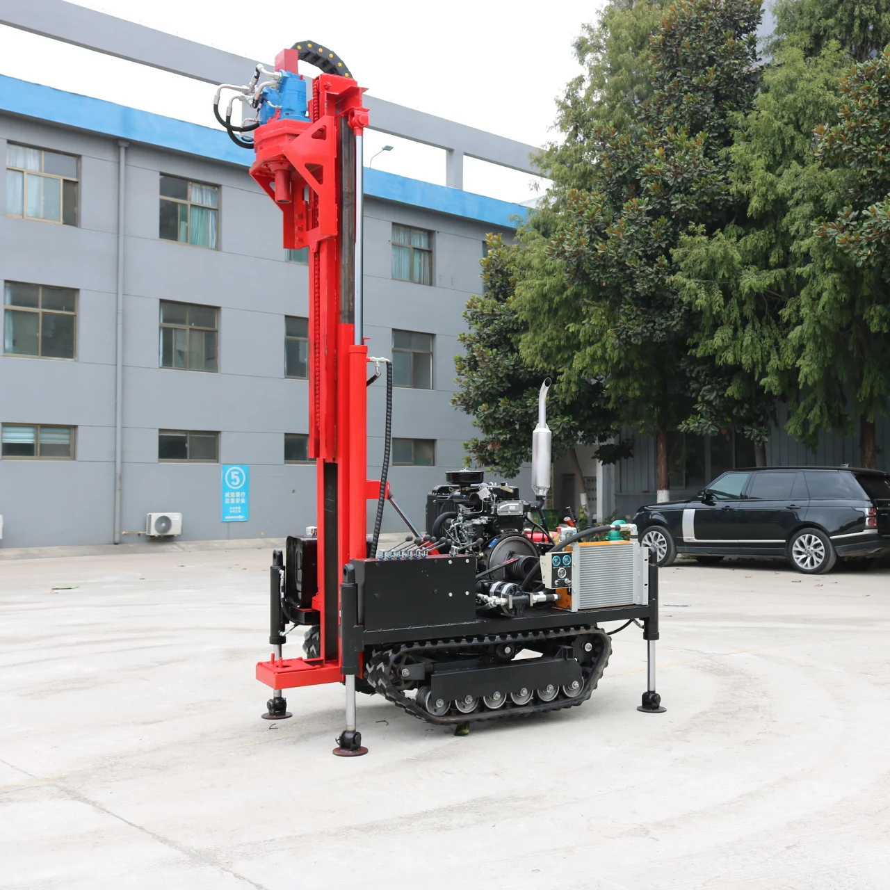 High quality crawler down hole drilling rig 35HP dual power head water well drilling rig