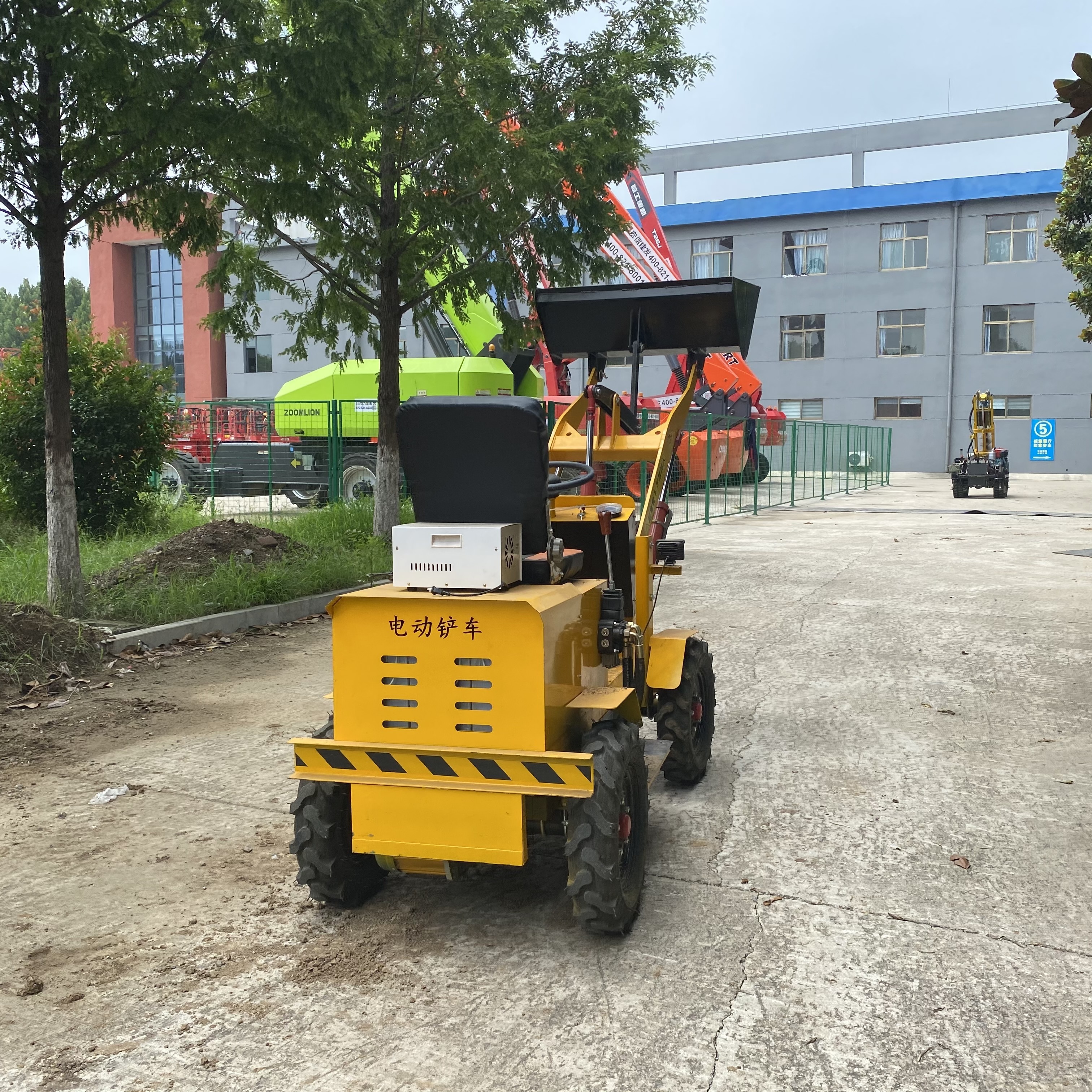 Hongrun Pure electric Multi-functional small loader Construction of agricultural engineering small Shovel forklift truck