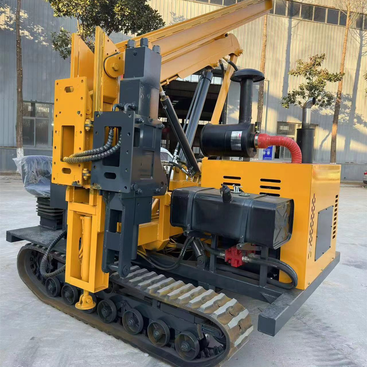 Chinese factory New Road Barrier Pile Driver Excavator Spun Concrete Pile Driver Guardrail Pile Driver Equipment