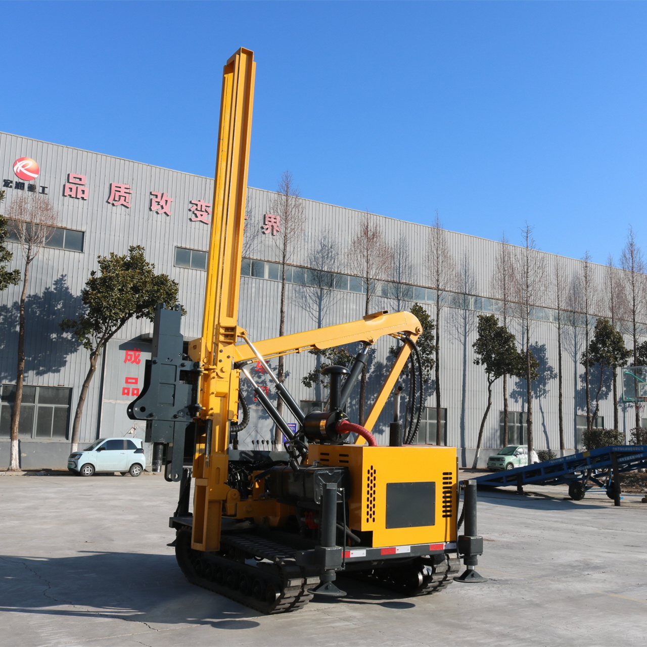 Chinese factory New Road Barrier Pile Driver Excavator Spun Concrete Pile Driver Guardrail Pile Driver Equipment