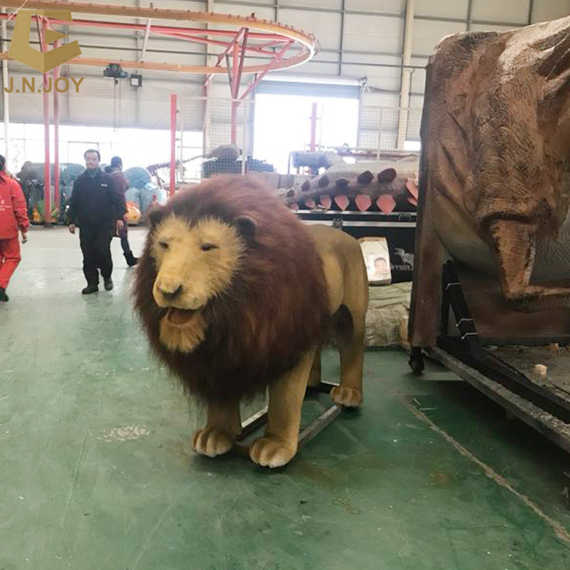 SGAI67 High quality real size africa lion animatronic animal Carved lion model for zoo park