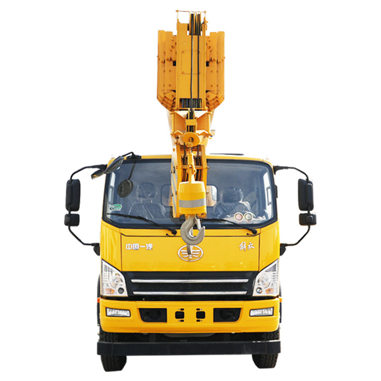 At a Loss 12 ton FAW Jiefang heavy duty truck mobile telescopic stick boom lifting crane