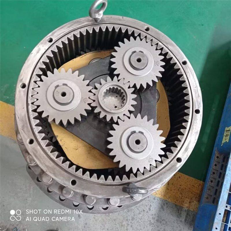 21N-26-00140 SWING REDUCTION For PC1250-11 swing gearbox PC1250-7 SWING MACHINERY 21N-26-00070 X21-0860310 PC1250-7