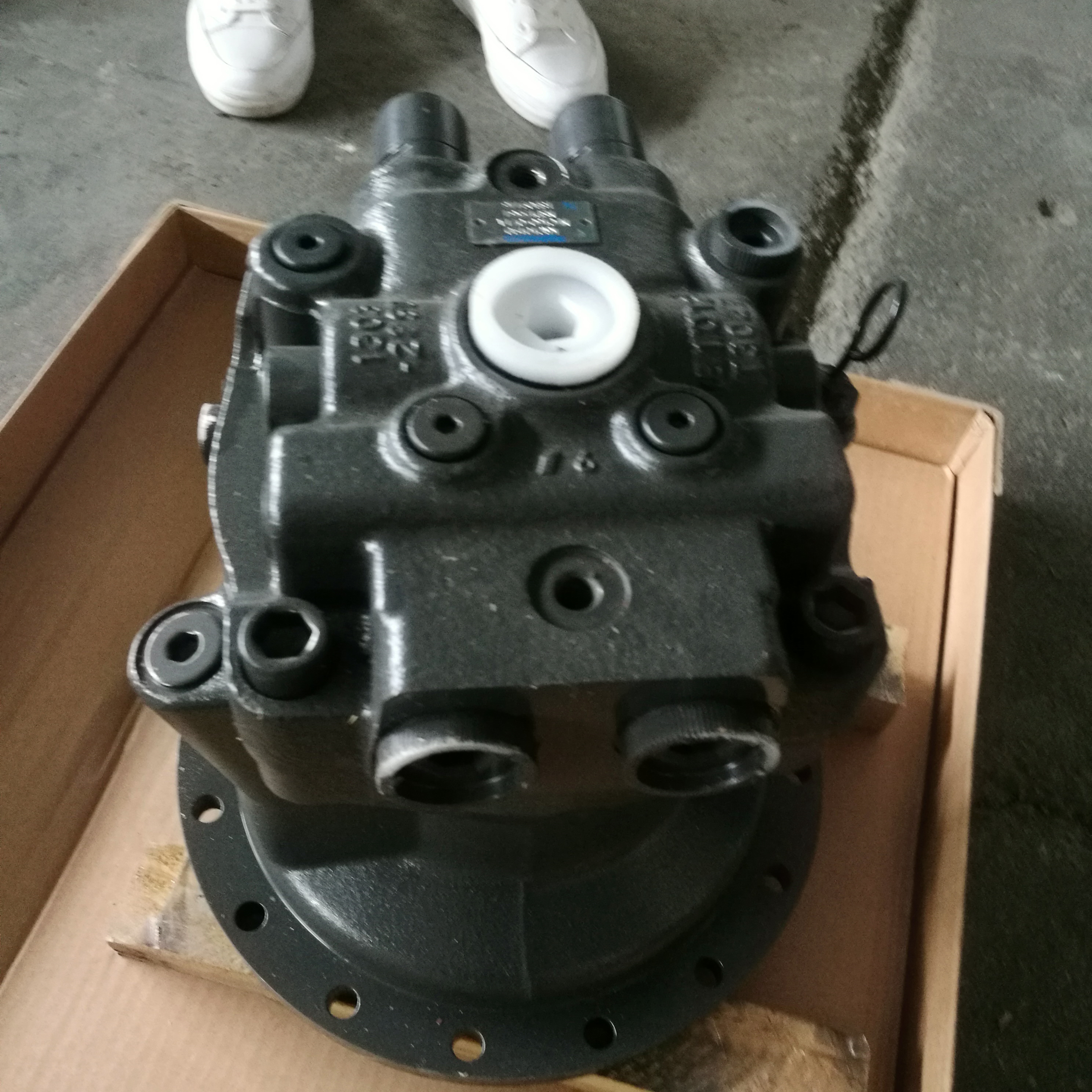 20/925315 excavator JS220 swing gearbox JS200 JS210 swing motor aftermarket