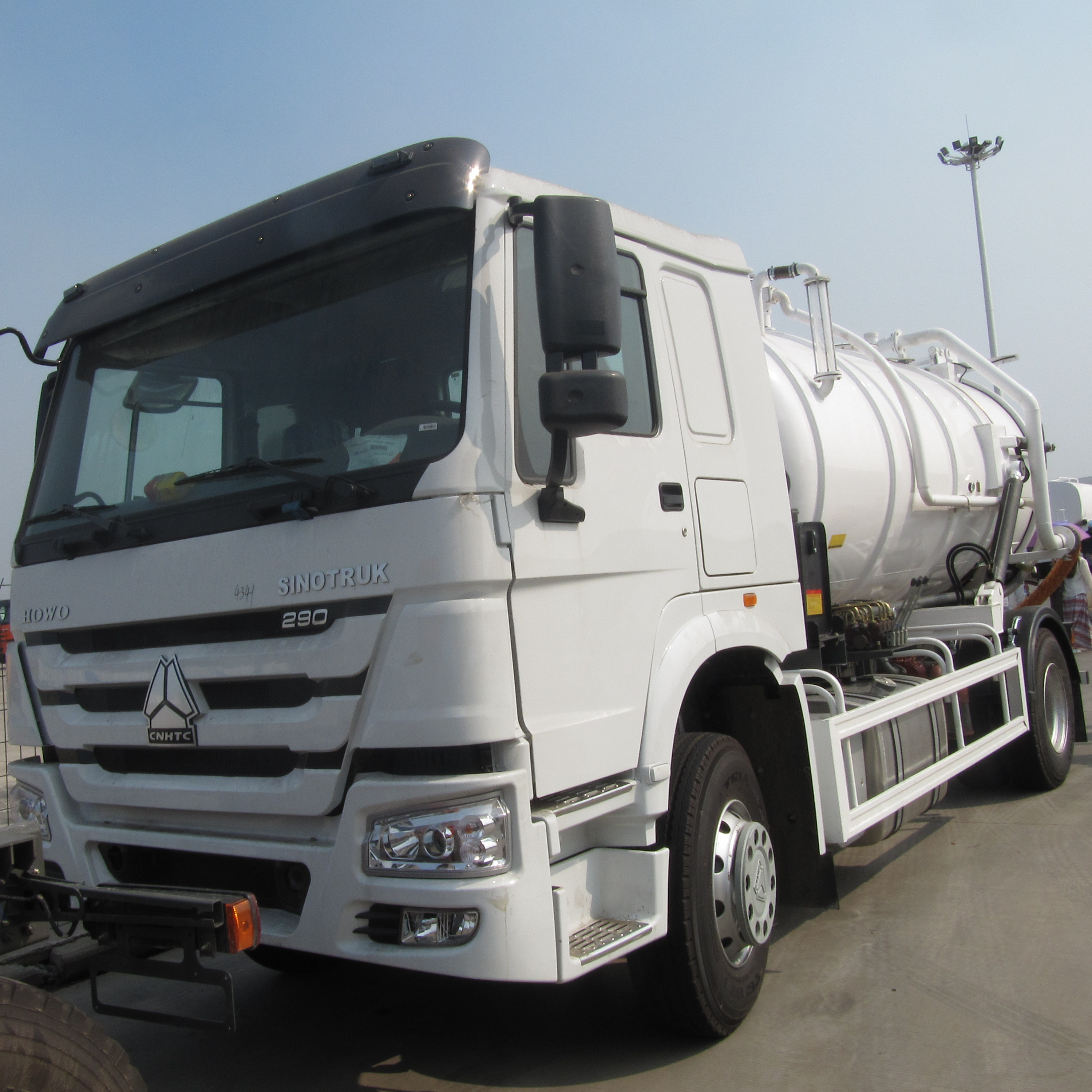 Septic Fecal High Pressure Vacuum Sewage Suction Tank Trucks With Jurop Vacuum Pump with howo chassis