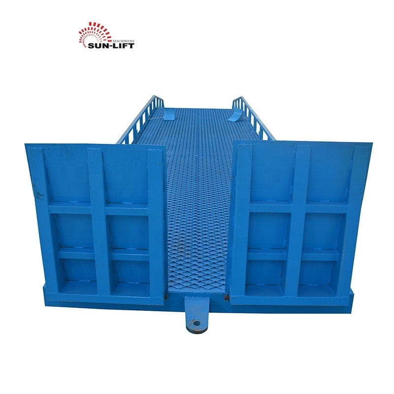 8 ton Mobile Yard Loading Ramps Adjustable Height Forklift Container Dock Ramp Car Loading Ramps