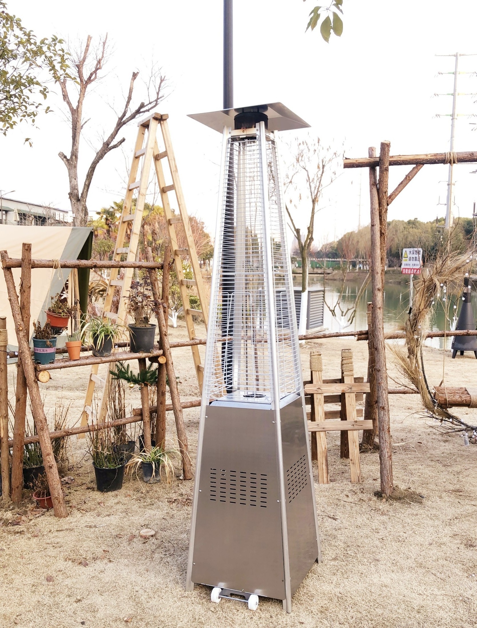 Manufacturers Heating Lamp Freestanding Hotel Propane Pyramid Restaurant outdoor Gas Patio Heater