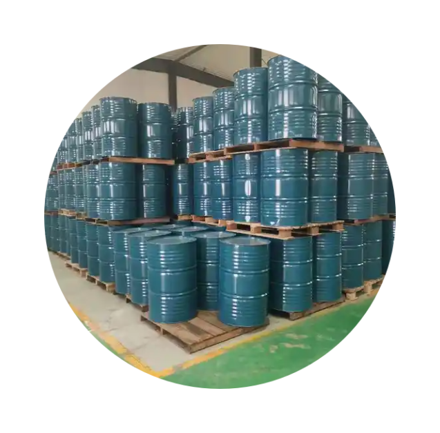 Manufacturer of low temperature resistant and antioxidant lubricating oil for light engine oil by a Chinese factory