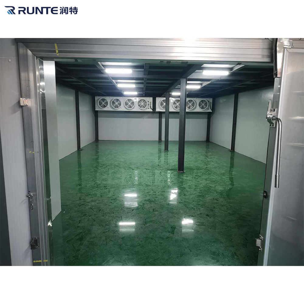 Cold Storage Room with Hinged Sliding Door