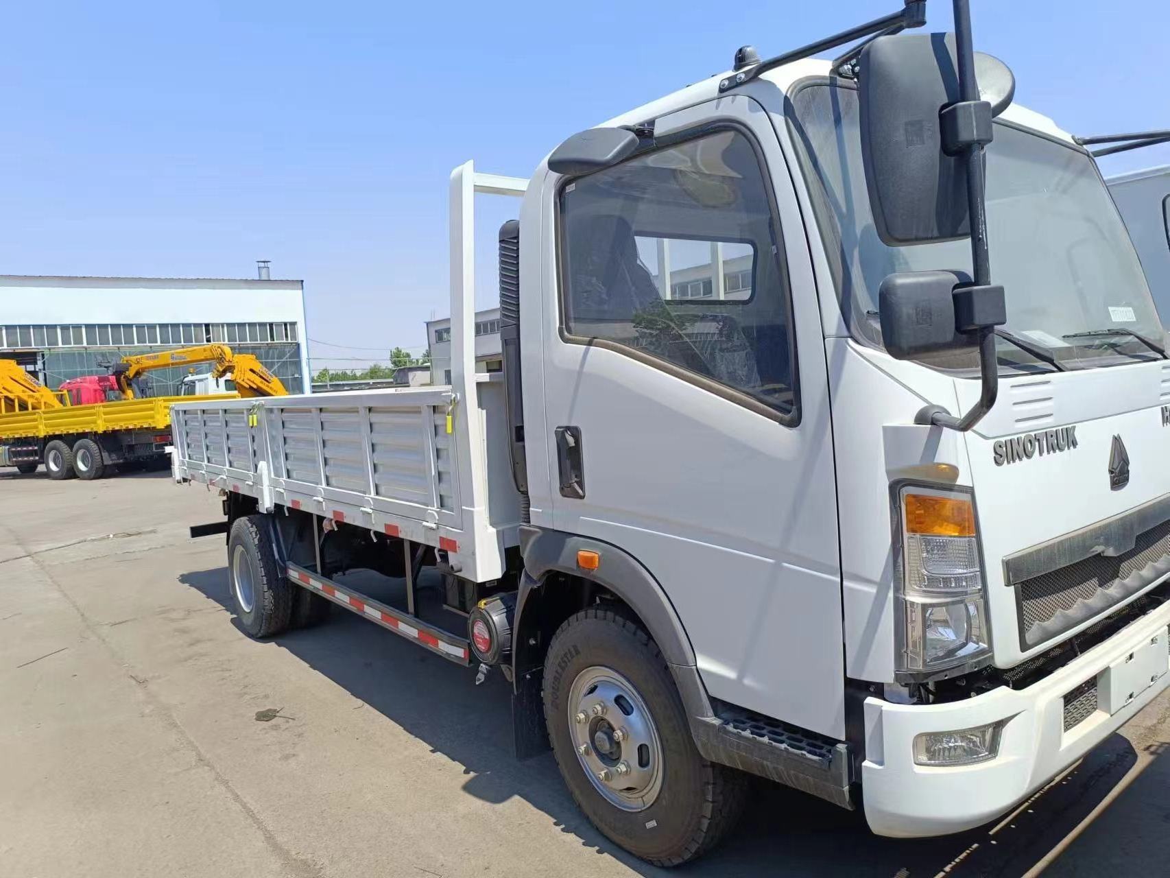 High Quality 1 - 10t Lorry For Sale Sinotruk Mini Dump Light Cargo Truck