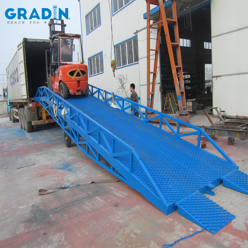 Mobile Yard Ramps and Portable Loading Docks portable heavy duty loading ramp truck loading yard ramp for container