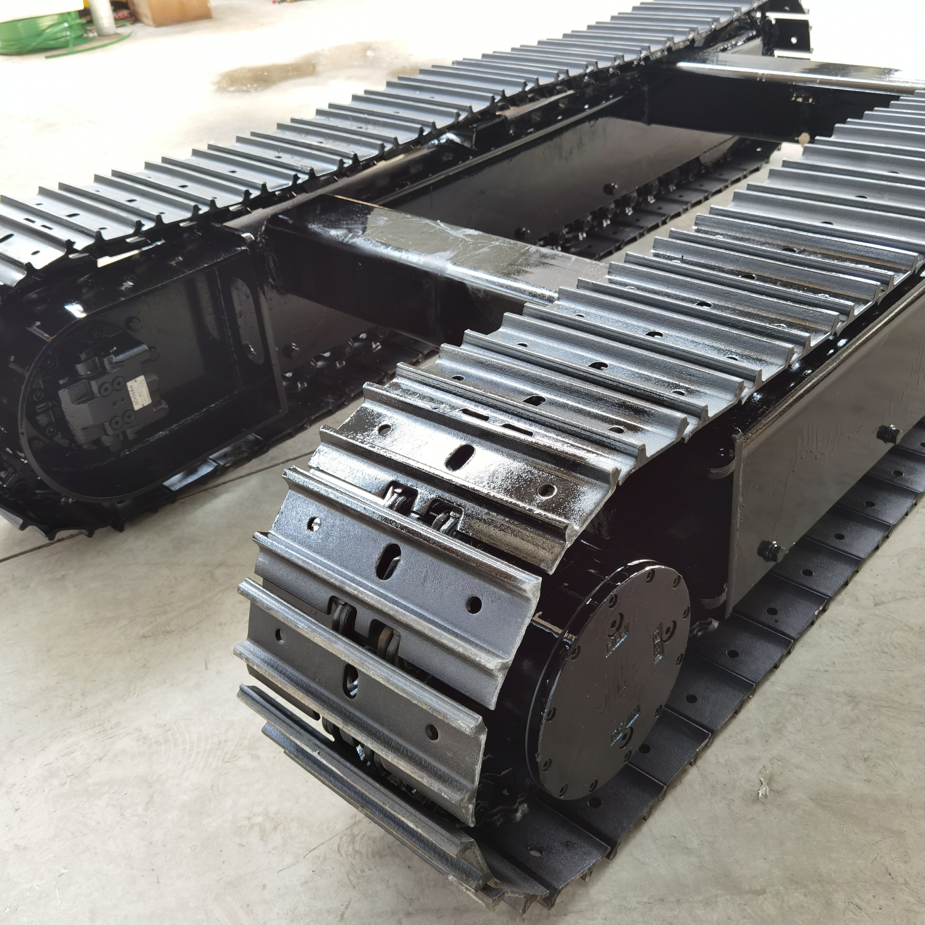 New Products 2024 Steel track chassis Undercarriage hydraulic track chassis