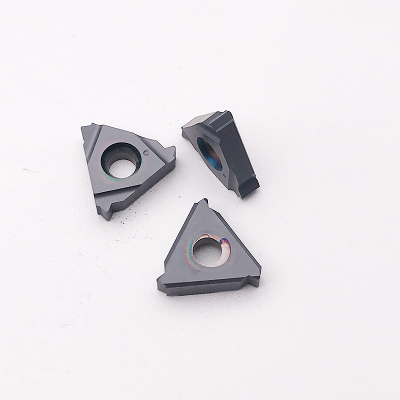 Vargus thread insert machining for metal  3IR3.0TR VKX