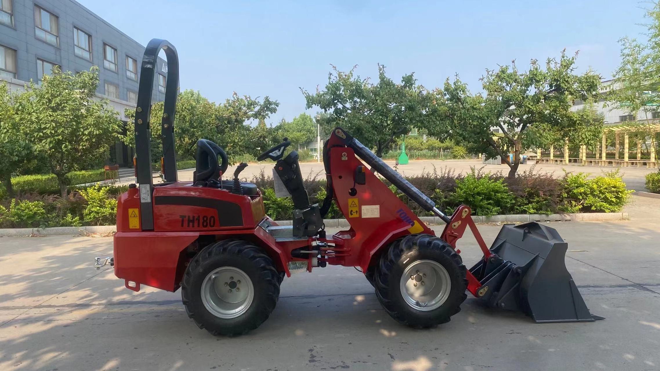 TH180 New Loader 1t 2t mini Wheel loader with CE mini front end tractor for sale