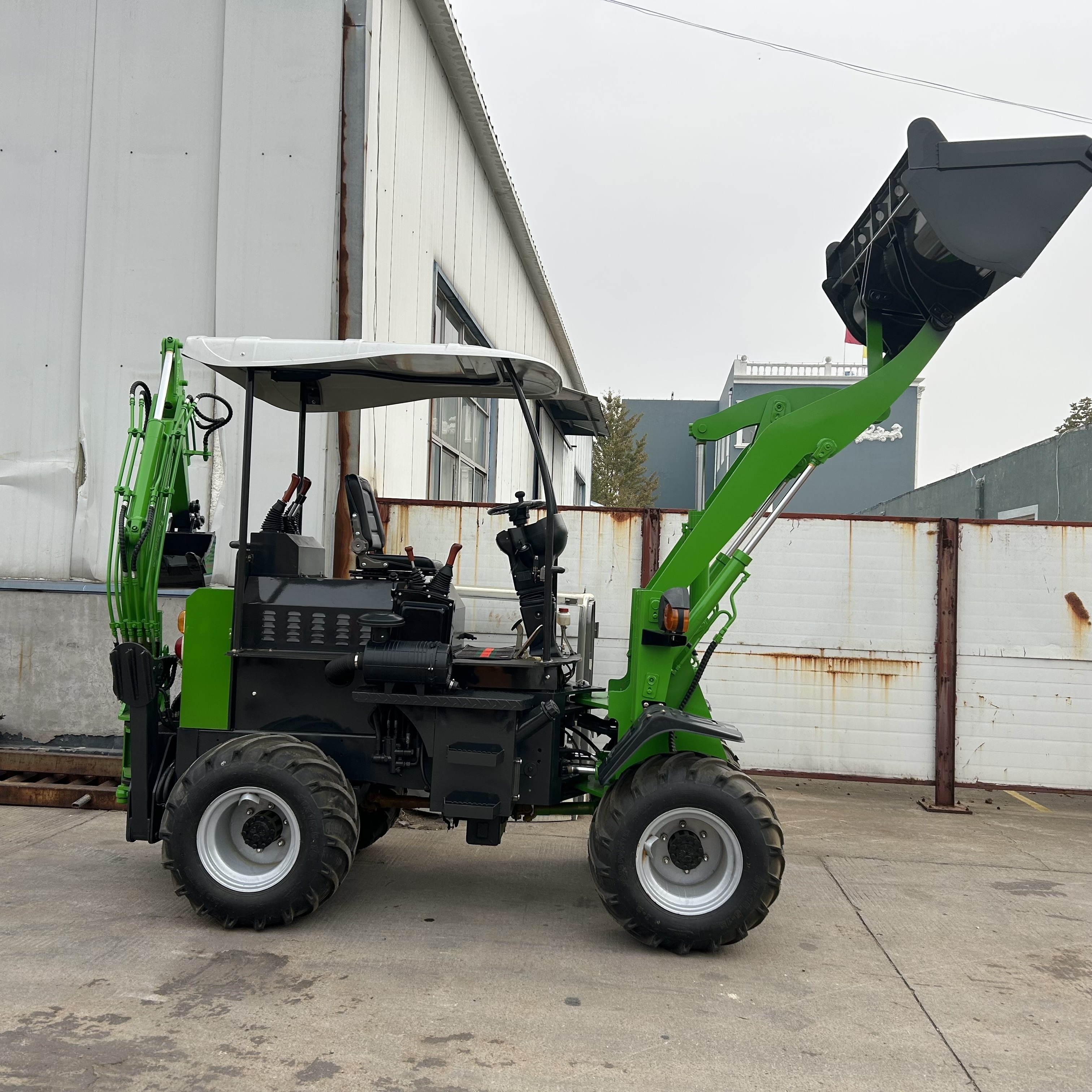 China compact small tractor backhoe loaders high quality mini wheel loader machine