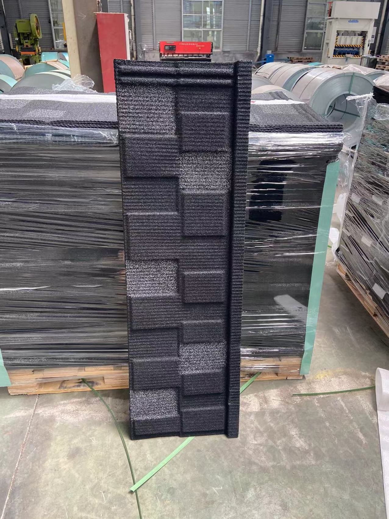 China Factory Directly Sell Durable Villa Architectural Shingles Roofing Stone Coated Metal Roofing Tile