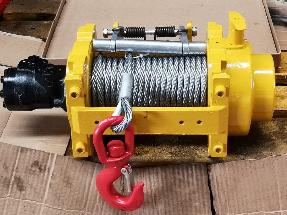 Car Winch Hydraulic Capstan Winch Machine 4ton 5 Ton And Other Winches For Offroad Tractor / Truck / ATV 4x4