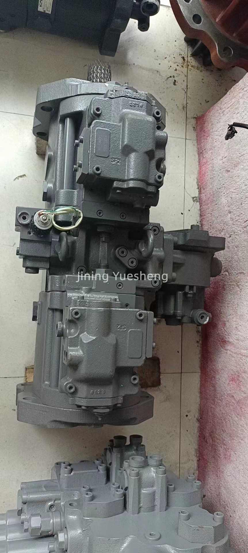 Kawasaki K3V180DTP PTO Hydraulic Pump for Excavator K3V180DTP-9N05 K3V180DTP-9C69-17T K3V180DTP-9N