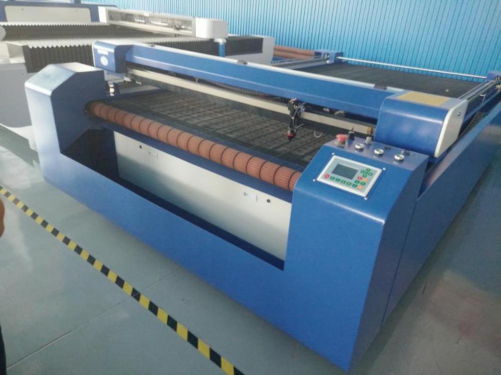 1325 Auto feeding function laser cutting machine with roller for cutting fabric, textile, clothes