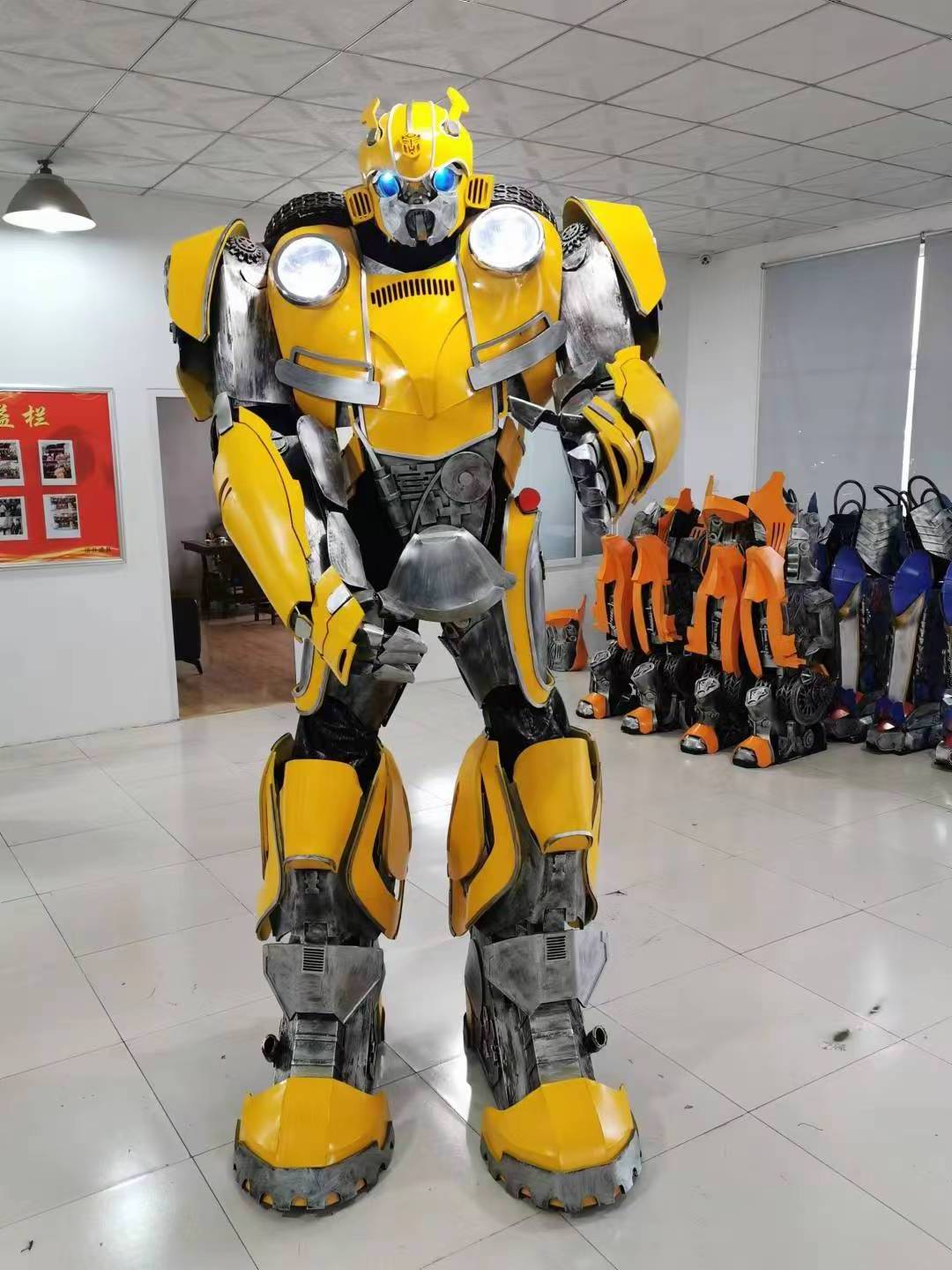 Wholesale Hot Sale 2.6-2.7m Adults Led Robot Stilt Walker Costume LED Robot Costume