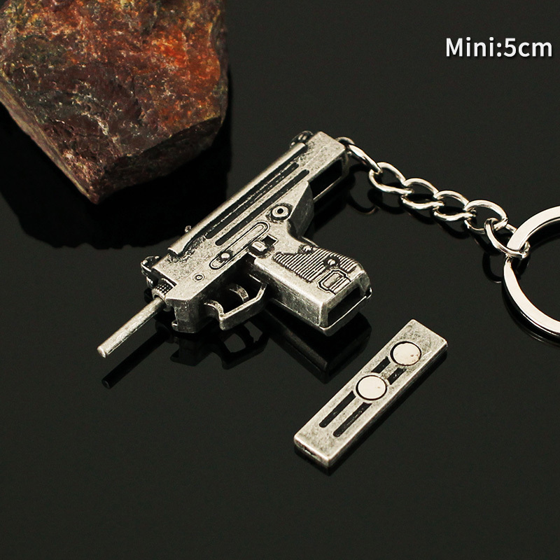 Metal 5cm Keychain Uzi Pendant Gun Key Chains 3D Weapon Model Movable Toys Mini  Pendant Metal Keychain Gun Keychain