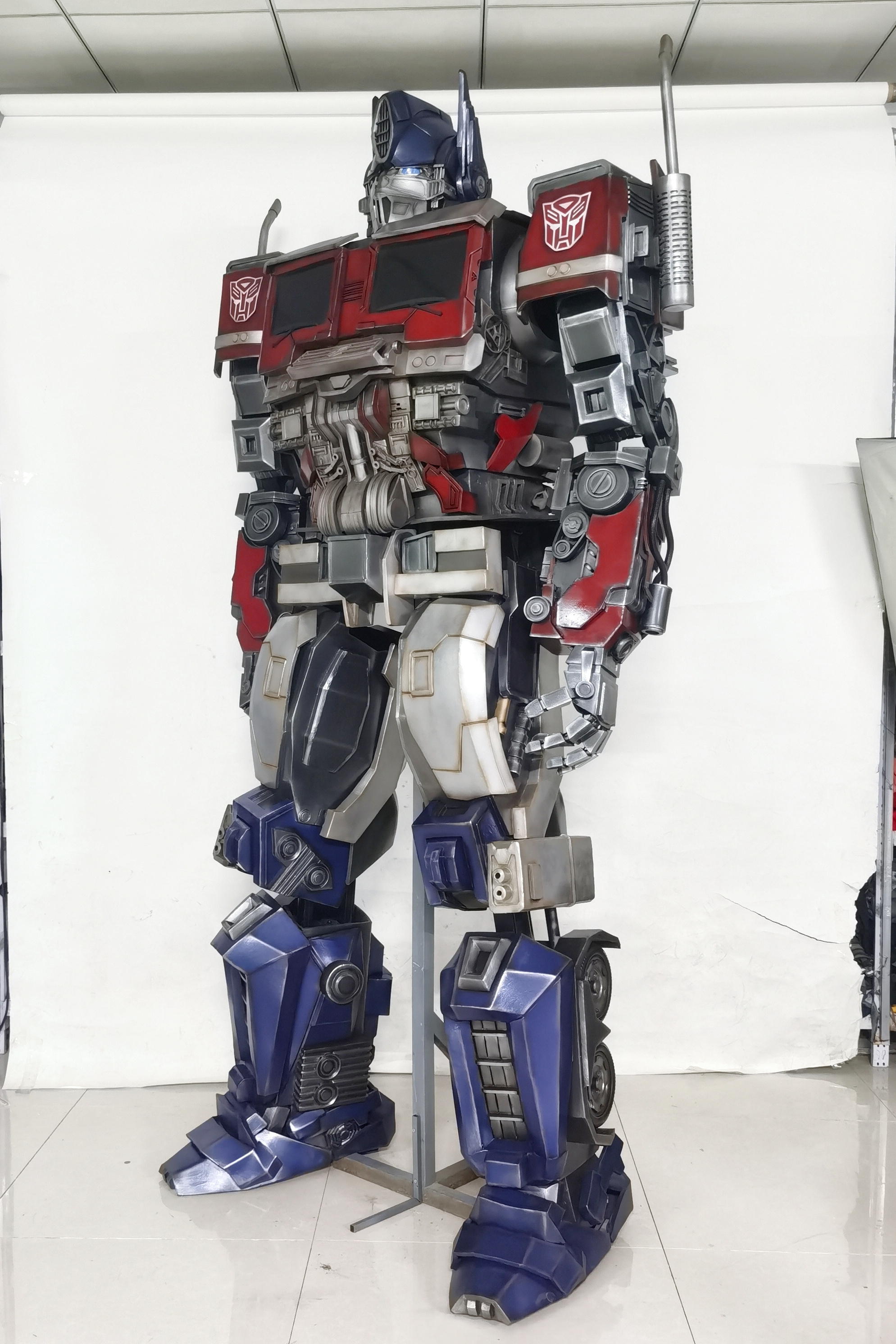 Giant Wearable Robot Mascot Costume 2.7M Tall Robot mascotes polyfoam  Costume for Adults for Business Activity Mascot Costume