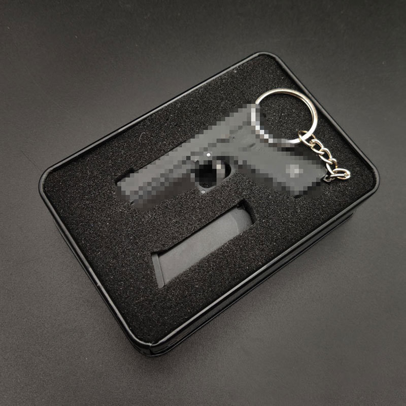 Wholesale Price Toy Shell Ejecting Toy Gun Metal Mini Gun Model Glock 1:3 Toy Gun mini 70mm Glock Keychain with Ejectable