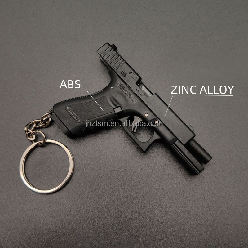 Wholesale Price Toy Shell Ejecting Toy Gun Metal Mini Gun Model Glock 1:3 Toy Gun mini 70mm Glock Keychain with Ejectable