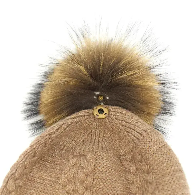 2023 natural   knitted fur ball pom pom hat  for woman fox hair ball in fashion winter warm hat woman