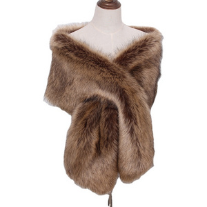 New Arrival Faux Raccoon Scarves Fur Luxury Scarf Ladies Fashion Fluffy Collar Customized Warm Fur Shawls For Women