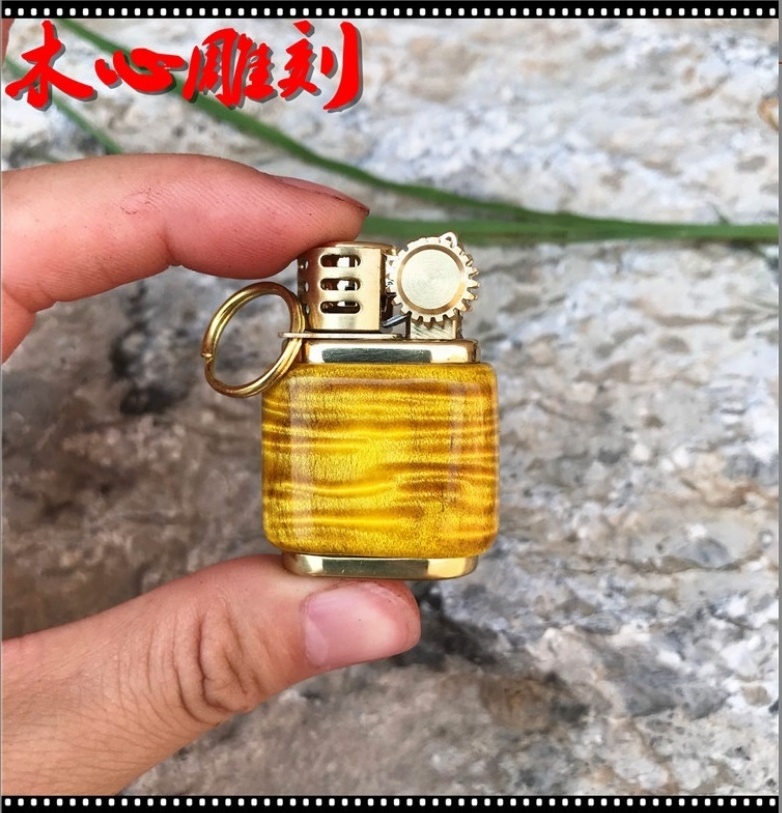 Min Size Keychain kerosene Flint Wood lighter Custom Logo Lighter Metal Gas Cigar Windproof Cigarette Oil Lighter