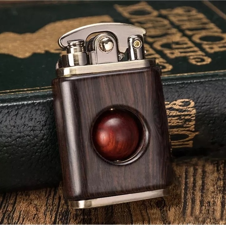 2022 Kerosene lighter windproof rosewood retro wood personality creative cigarette lighter pure copper wood high quality lighter