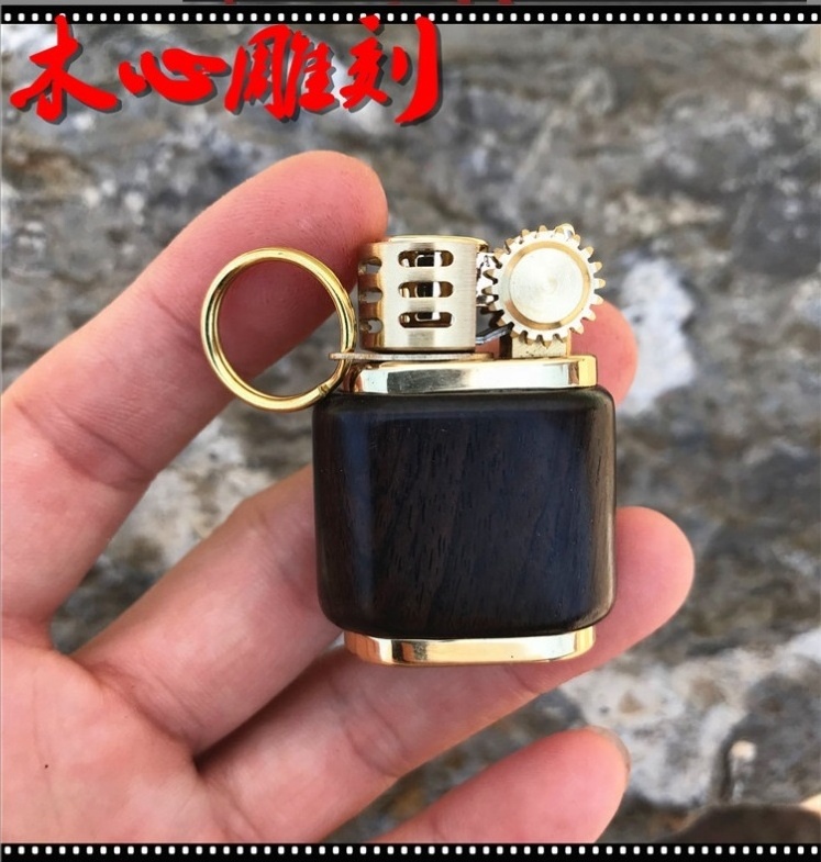 Min Size Keychain kerosene Flint Wood lighter Custom Logo Lighter Metal Gas Cigar Windproof Cigarette Oil Lighter