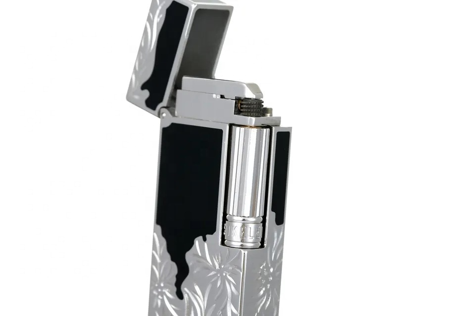 Hot selling Unique design of Luxury classic fashionable personalized custom windproof Butane Gas lighter