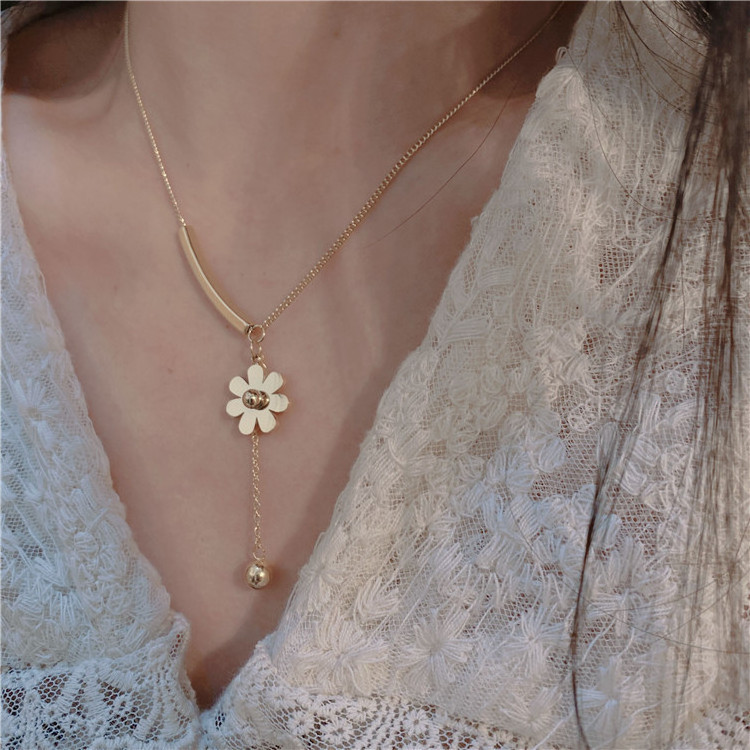 Lucky Colorful Flower Butterfly Necklace Double Layer Clavicle Chain Necklace 18K Gold Plated Stainless Steel Necklace