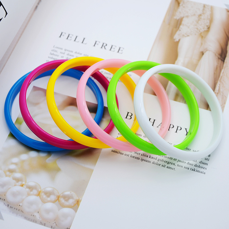 2023 Trendy Wholesale Candy Color  Resin Bangle Bracelet Fashion Square Acrylic Plastic Bangles Bracelet Jewelry