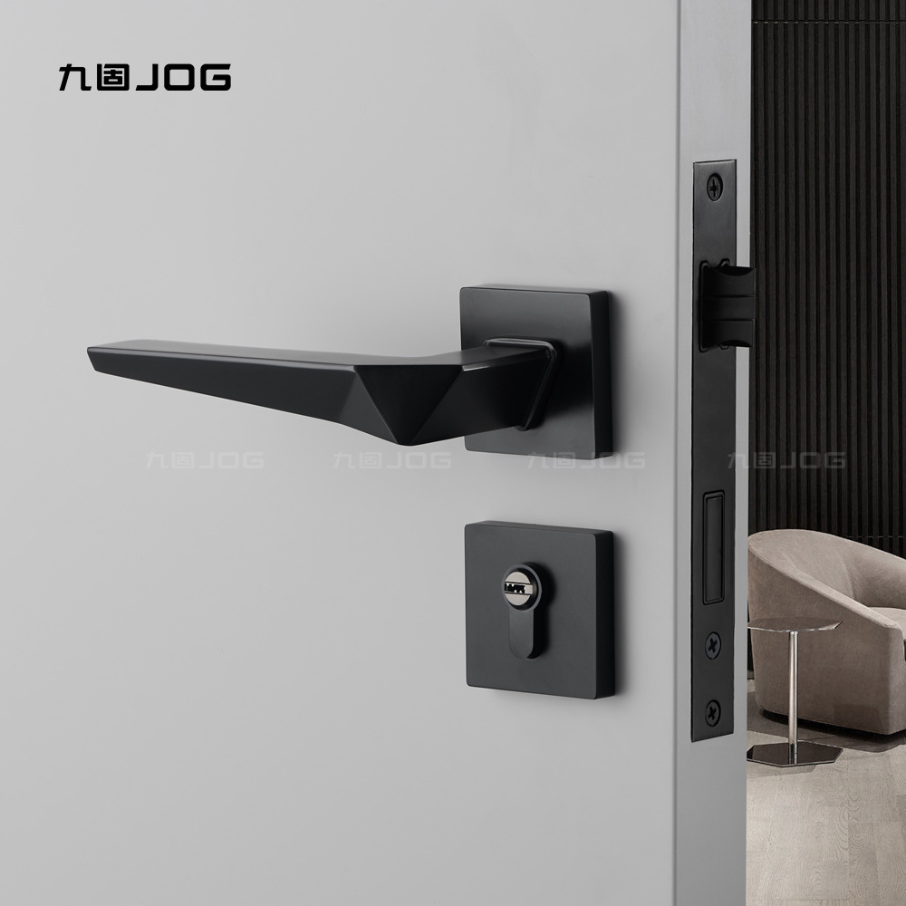 JOG Hardware Factory OEM Zinc alloy  modern design interior bedroom chrome black lever wooden door handles luxury