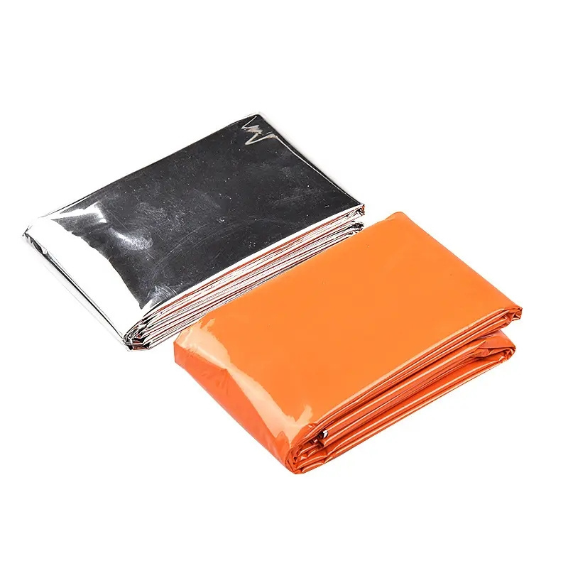 Emergency Blankets for Survival Gear and Equipment Emergency Thermal Blankets Earthquake Foil Mylar Blankets