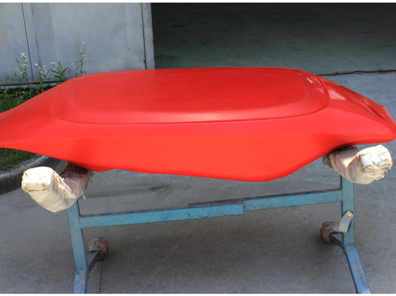 Manufacturer China Cheap Plastic Kayak Sit-in Whitewater Single Person for River / Drifting / Raft Boat 6ft Length