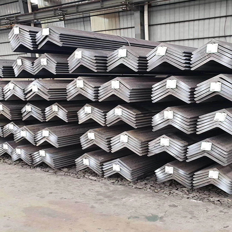 Hot Rolled Carbon Mild Q235 Ss400 Steel Angle China Equal and Unequal Angel Bar Angle Steel Iron Angle